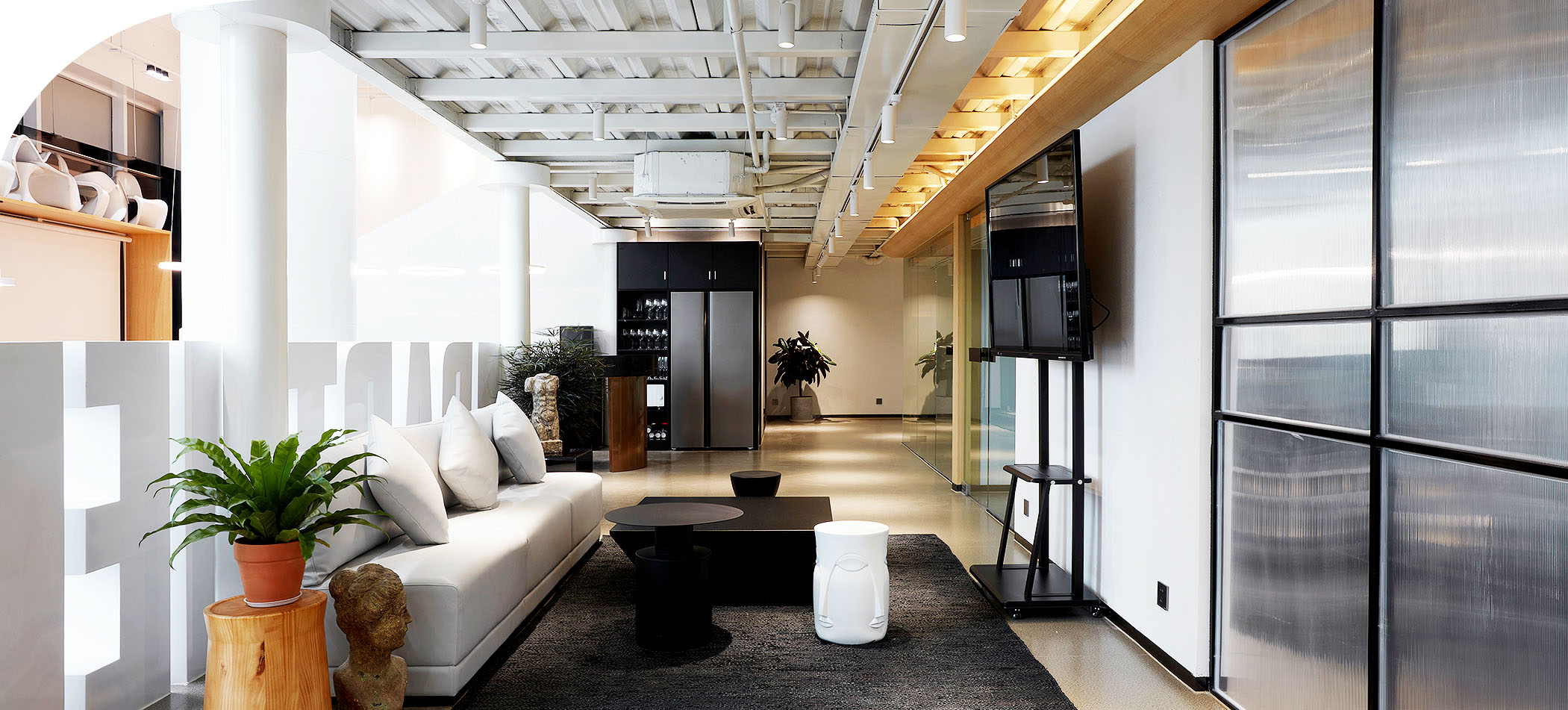 carousel-item01 輪播圖片一